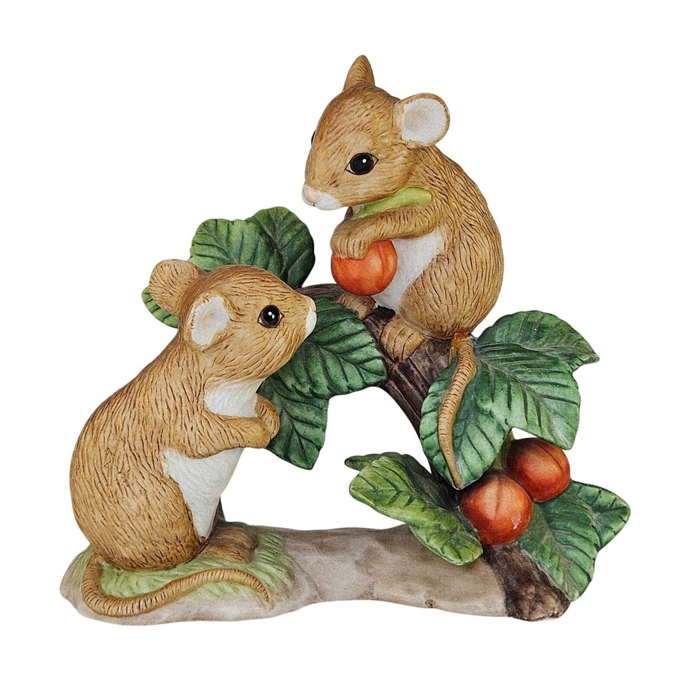 VTG Tiny Tales Home Interiors Figurine Mice on Branch w/Berries Figurine #1443